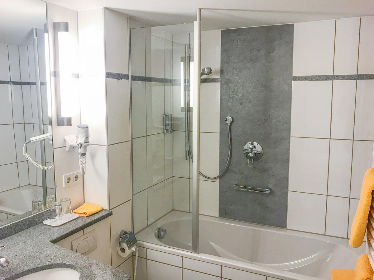 Hotel Birkenhof Hanau Bagian luar foto